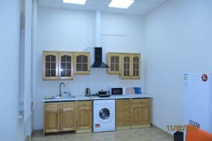 Хостел uaHOSTEL. Место в женском трехместном номере  9