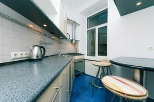 Квартира в центре города, по ул. Михайловская 16. Апартаменты 12-местный двухуровневые 19